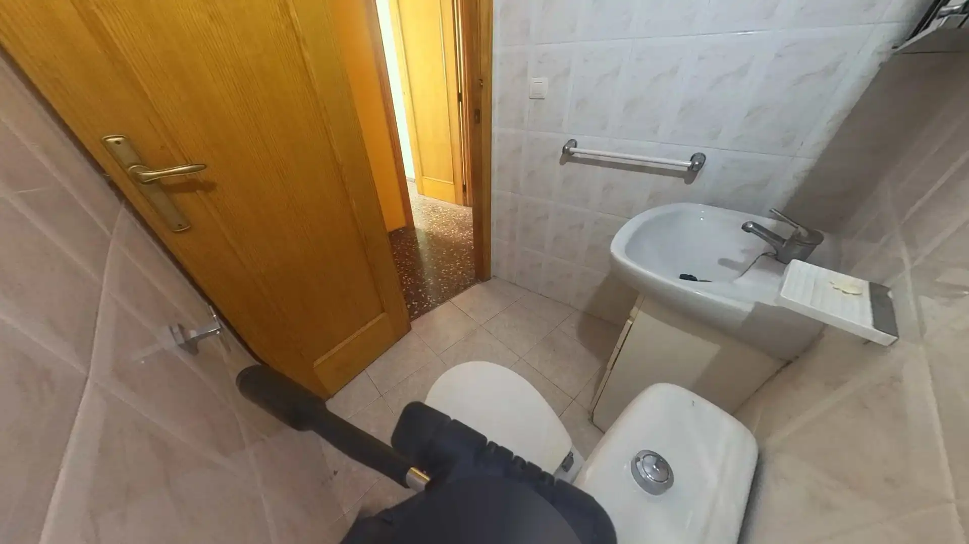 Badezimmer von Wohnung zum Verkauf in Benigànim mit Balkon