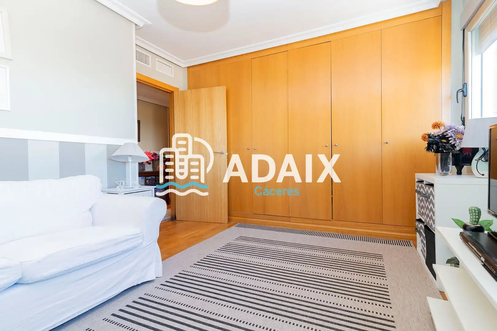 Habitación de Ático en venta en Cáceres con Aire acondicionado, Calefacción y Terraza