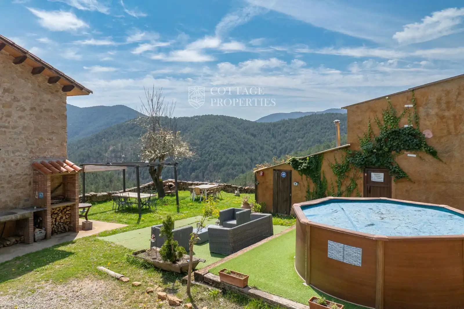 Terrasse von Country house zum Verkauf in Ripoll