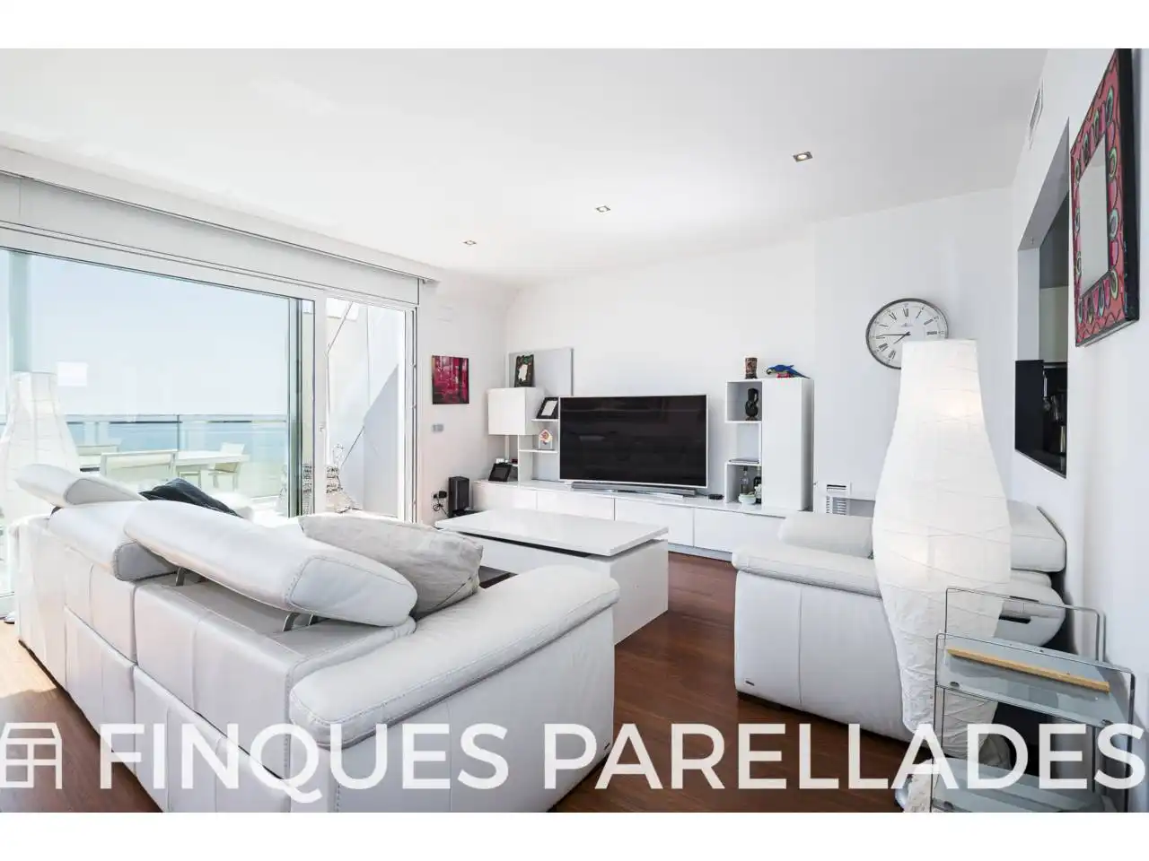 Living room of Attic for sale in Sitges  with Air Conditioner, Heating and Parquet flooring