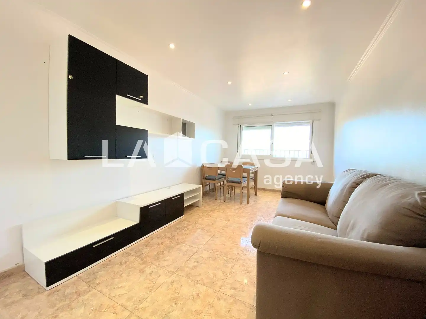 Piso con ascensor en venta en Carrer de Bellavista, imagen 2
