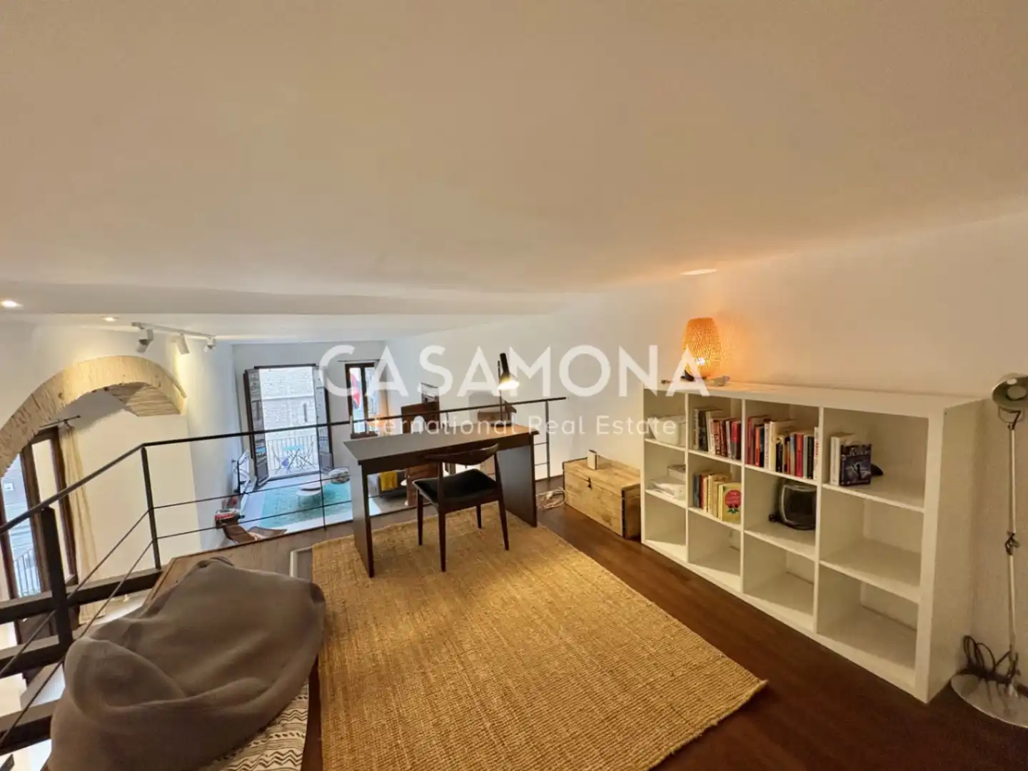 Maisonette zur Miete in Barcelona mit Klimaanlage, Heizung und Abstellraum