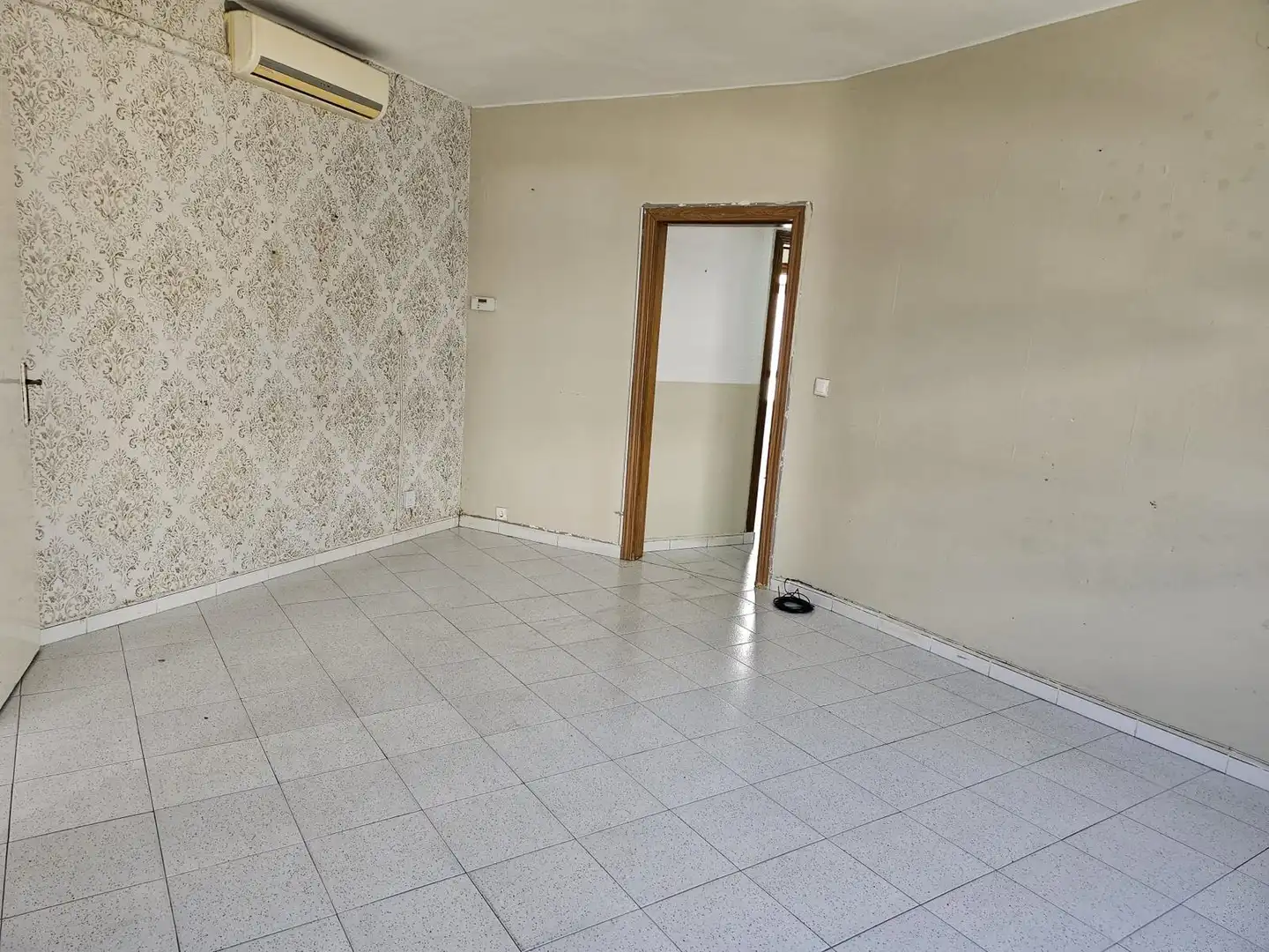 Flat for sale in Sant Andreu de la Barca  with Air Conditioner, Heating and Balcony