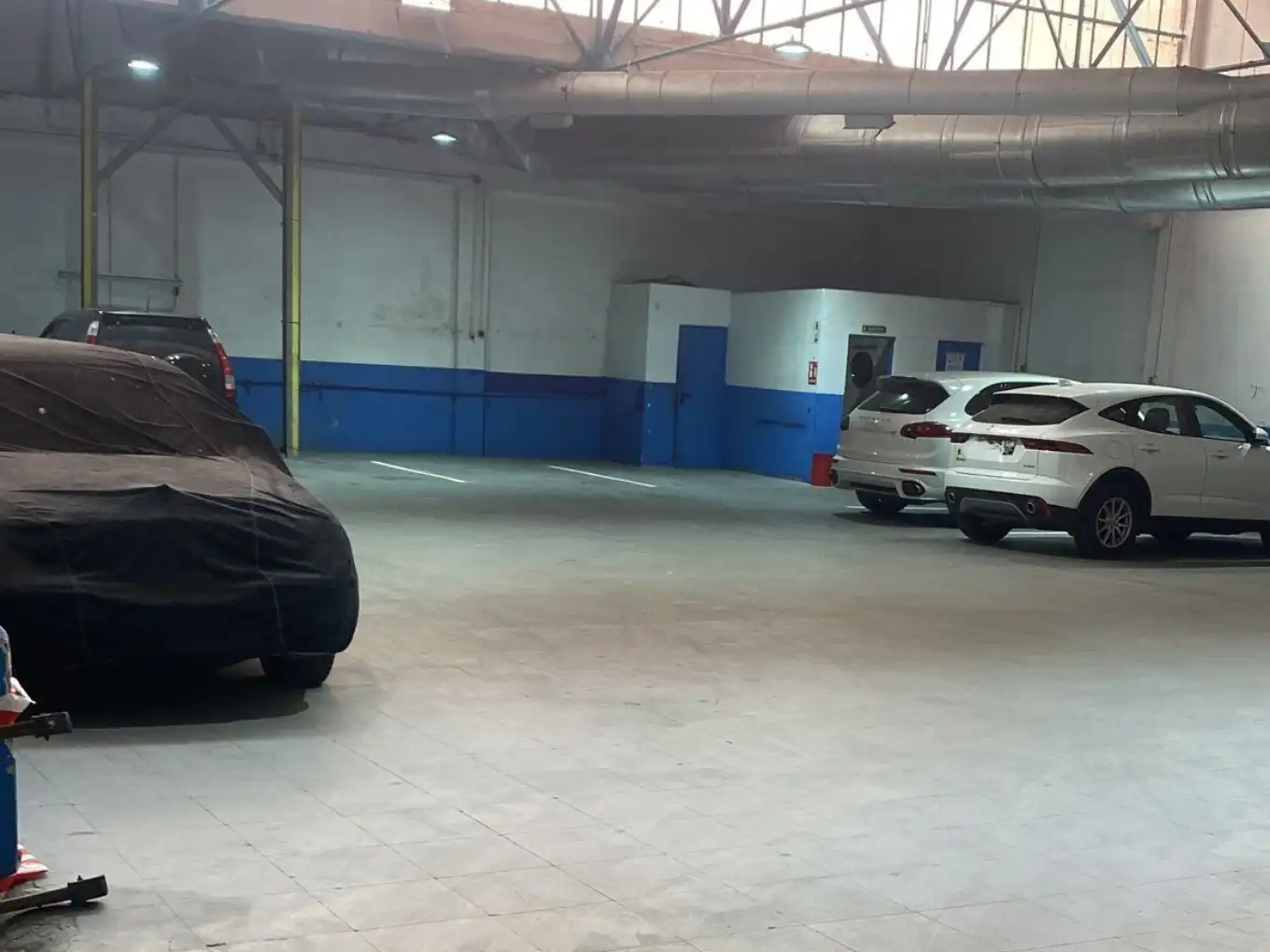 Parking of Garage for rent in  Madrid Capital  with Alarm