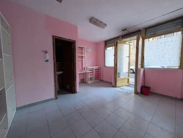 Geschaftsraum zur Miete in Zaragoza