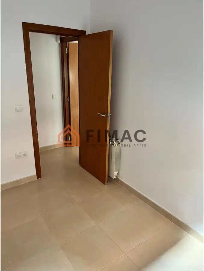 Piso en venta en Sant Hipòlit de Voltregà con Calefacción