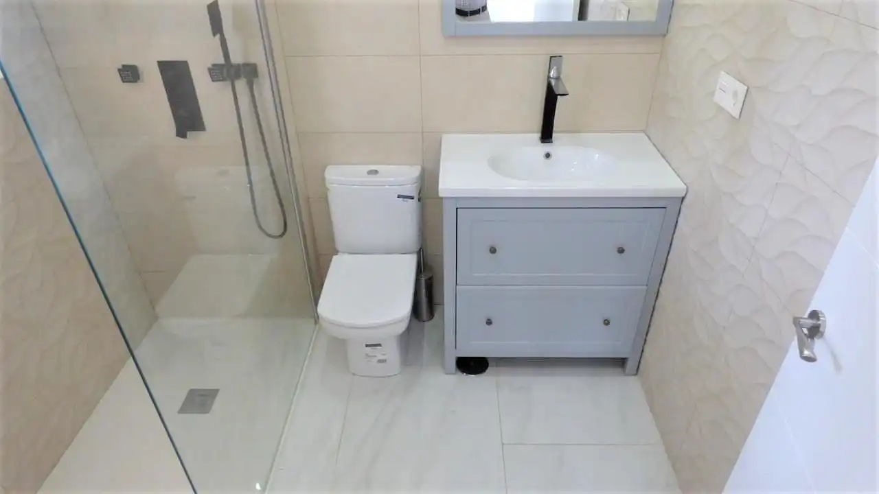 Baño de Casa o chalet en venta en La Nucia con Aire acondicionado, Terraza y Piscina