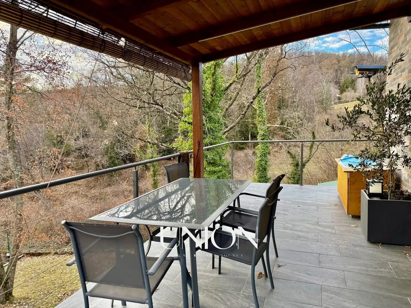 Terrassa de Casa o xalet en venda en Camprodon amb Aire condicionat, Calefacció i Jardí privat