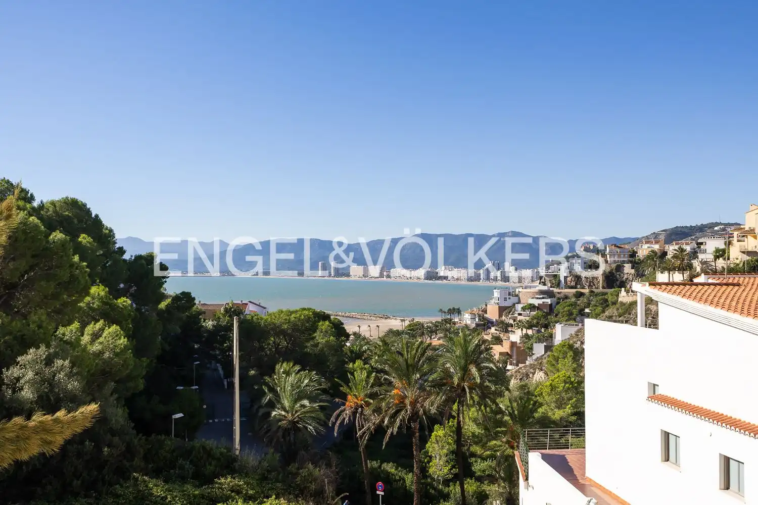 Vista exterior de Dúplex en venta en El Faro