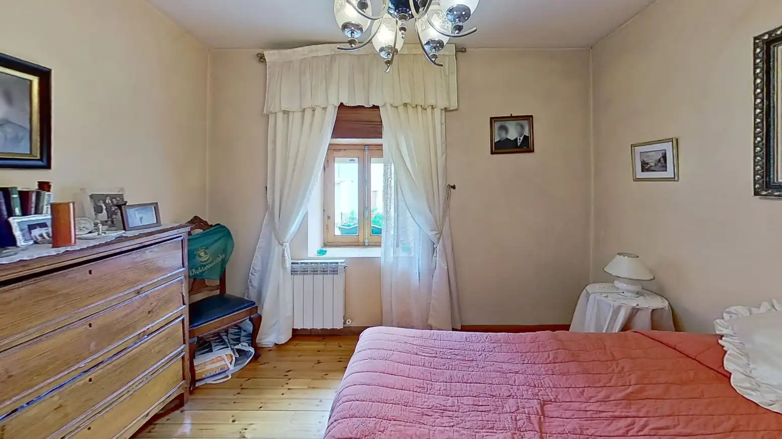 Bedroom of Detached homes for sale in Valderredible  with Heating, Private garden and Storage room