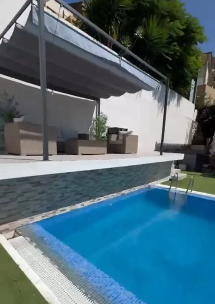 Piscina de Casa o chalet en venta en La Orotava con Aire acondicionado, Calefacción y Jardín privado