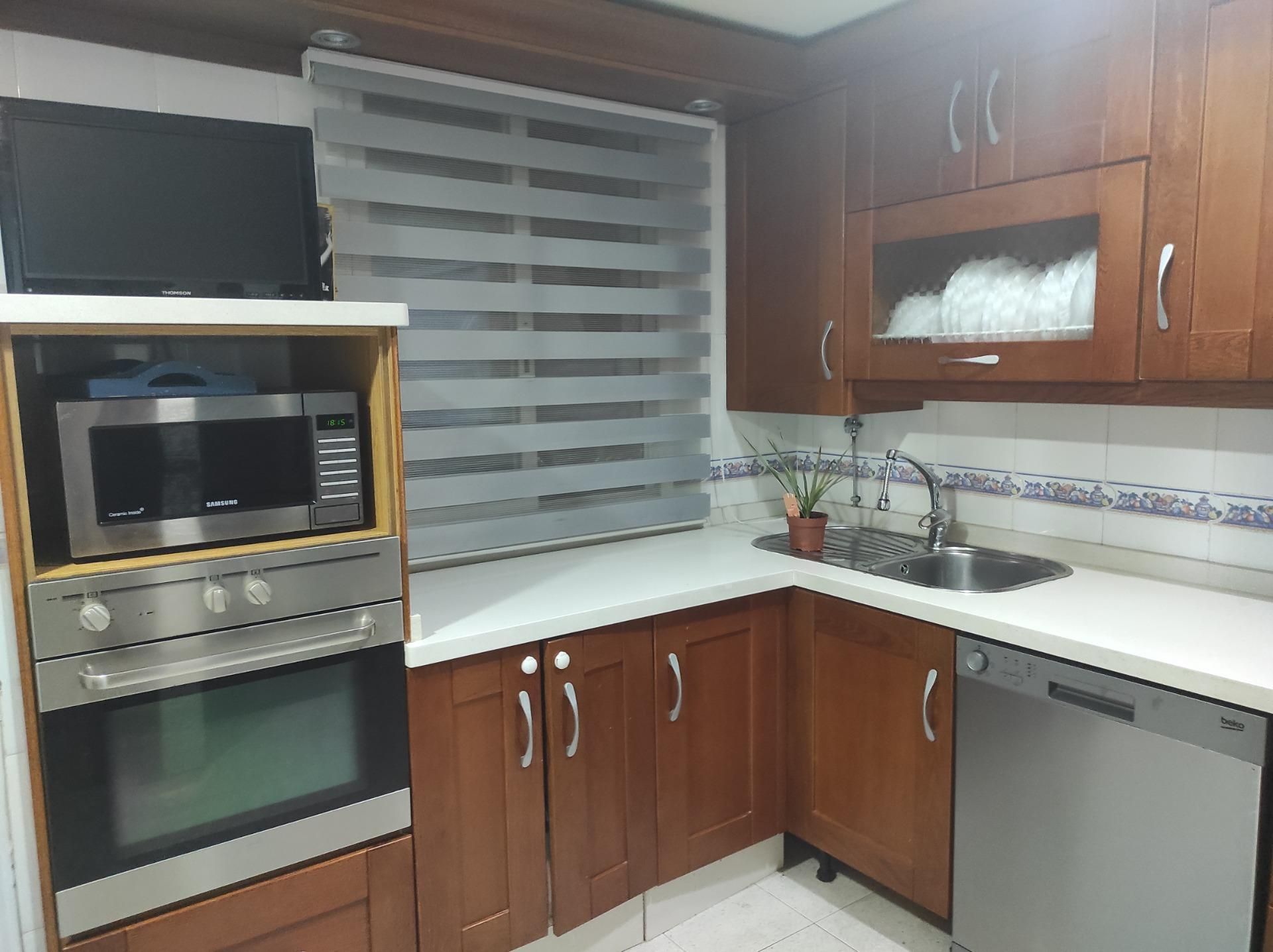 Cuina de Casa adosada en venda en  Córdoba Capital amb Aire condicionat i Balcó