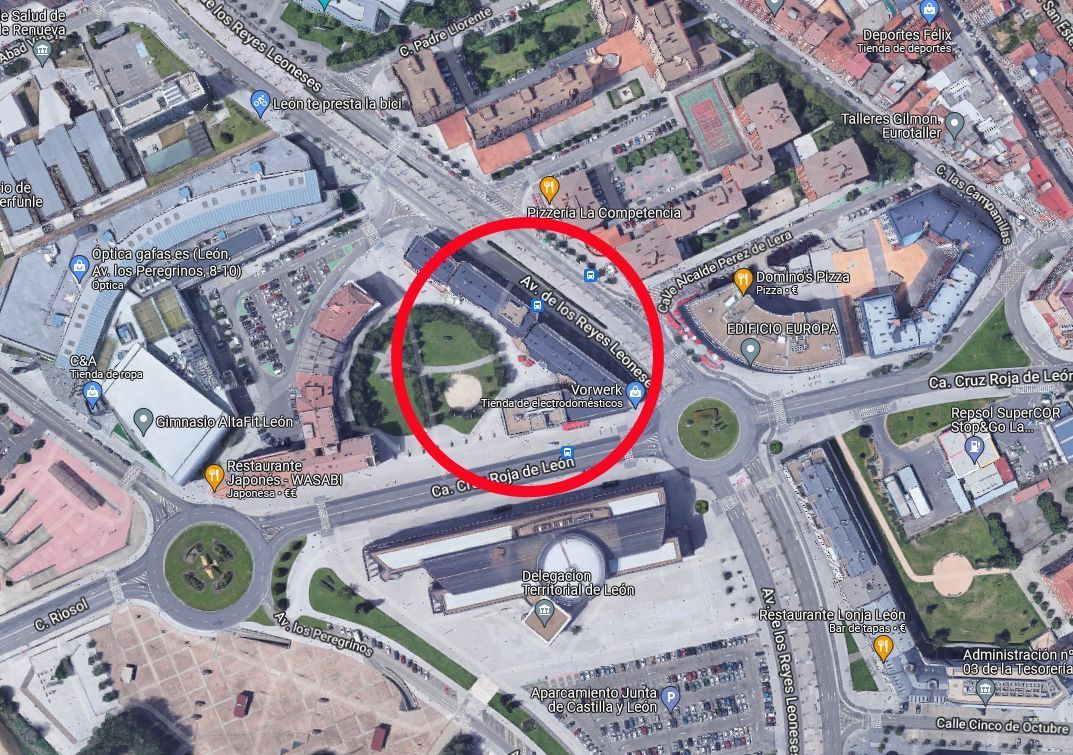 Exterior view of Building for sale in León Capital 