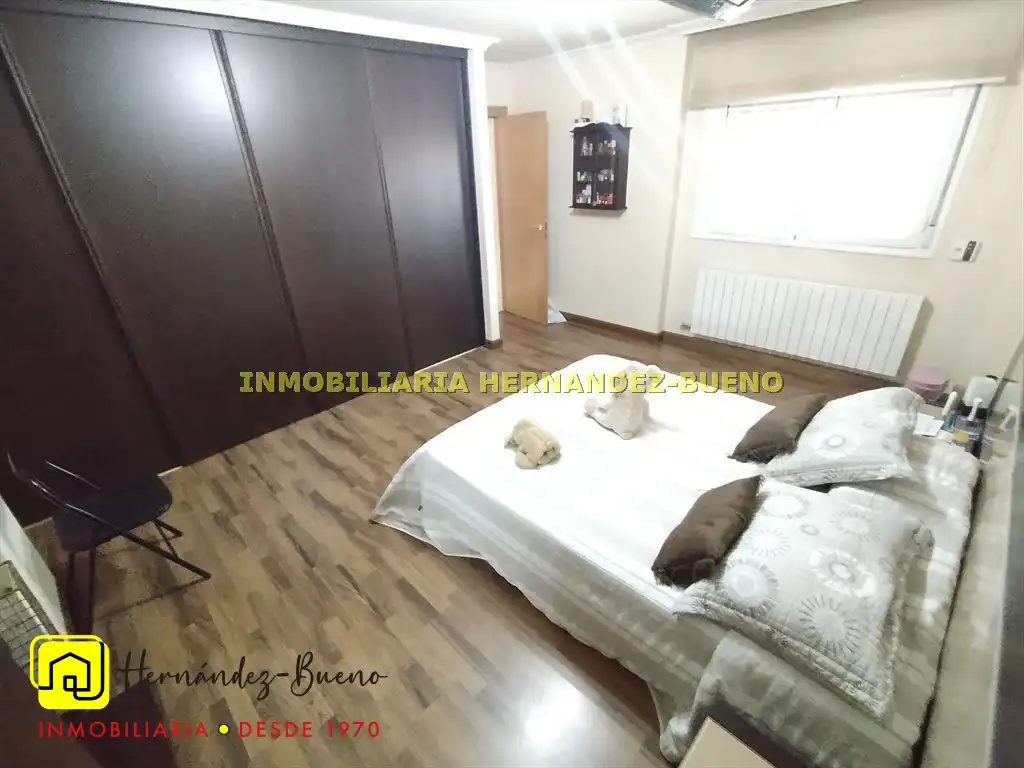 Habitación de Casa o chalet en venta en Calvarrasa de Abajo con Calefacción, Jardín privado y Terraza