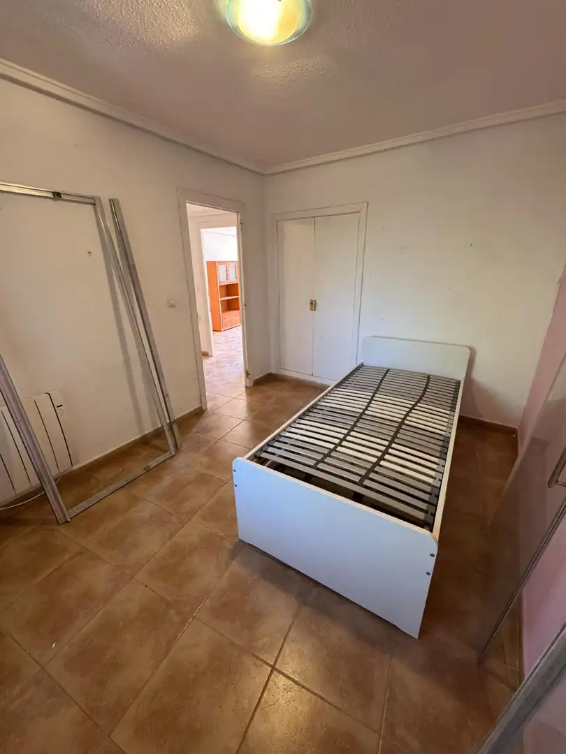 Flat with terrace for sale in Calle ESMERALDA-LAS PEDRIZAS, imagen 16