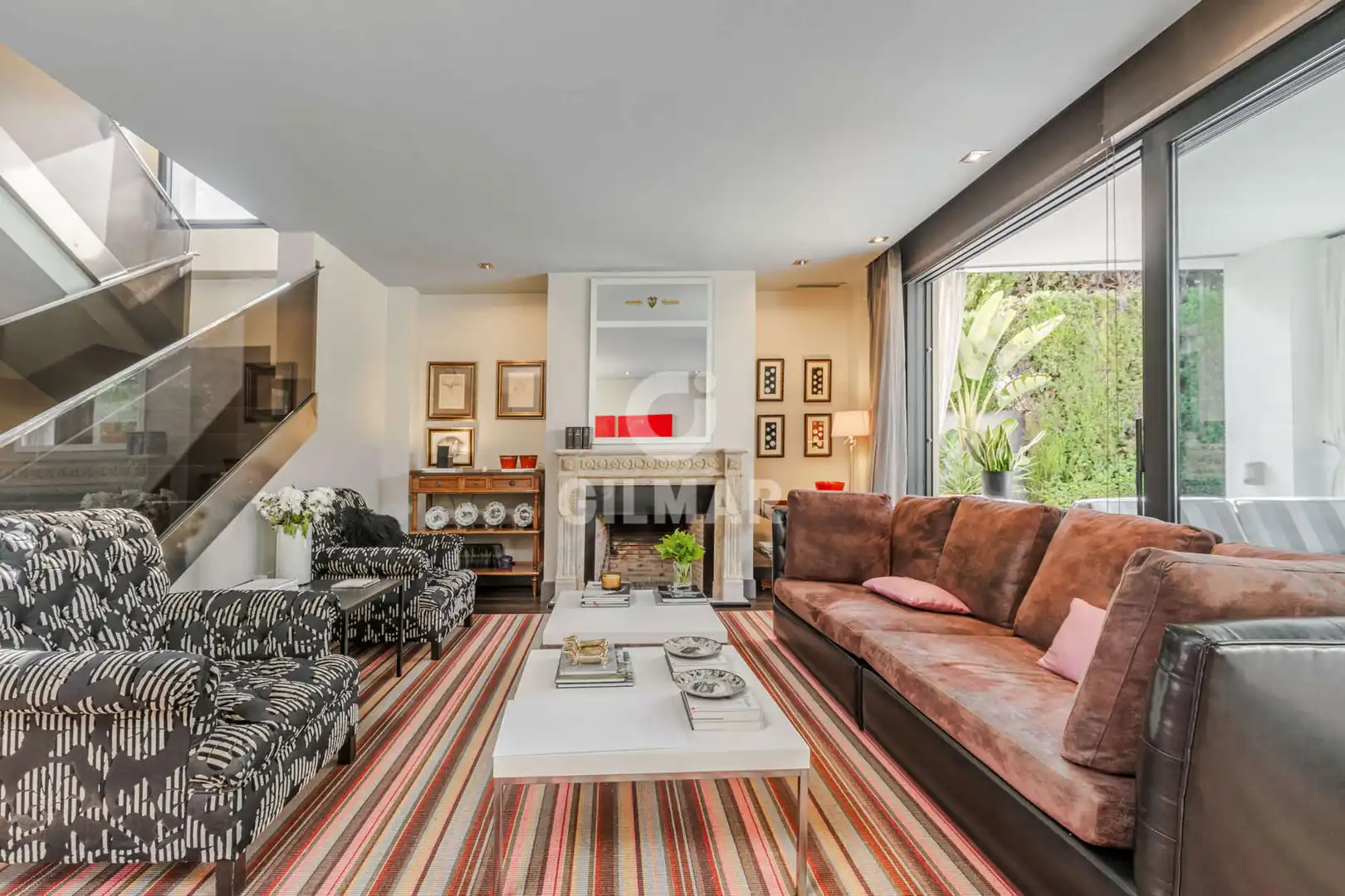 Sala de estar de Casa o chalet en venta en Bormujos con Calefacción, Jardín privado y Piscina