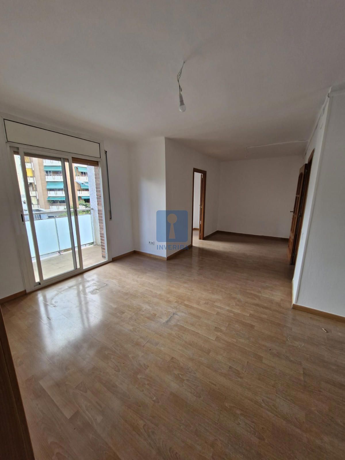 Living room of Flat for sale in L'Hospitalet de Llobregat  with Terrace