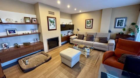 Foto 3 de Casa o chalet en venta en Avenida Flor de Maig, Sant Ramón, Cerdanyola del Vallès