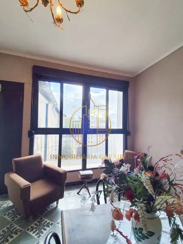 Außenansicht von Haus oder Chalet zum Verkauf in Aibar / Oibar mit Terrasse und Balkon