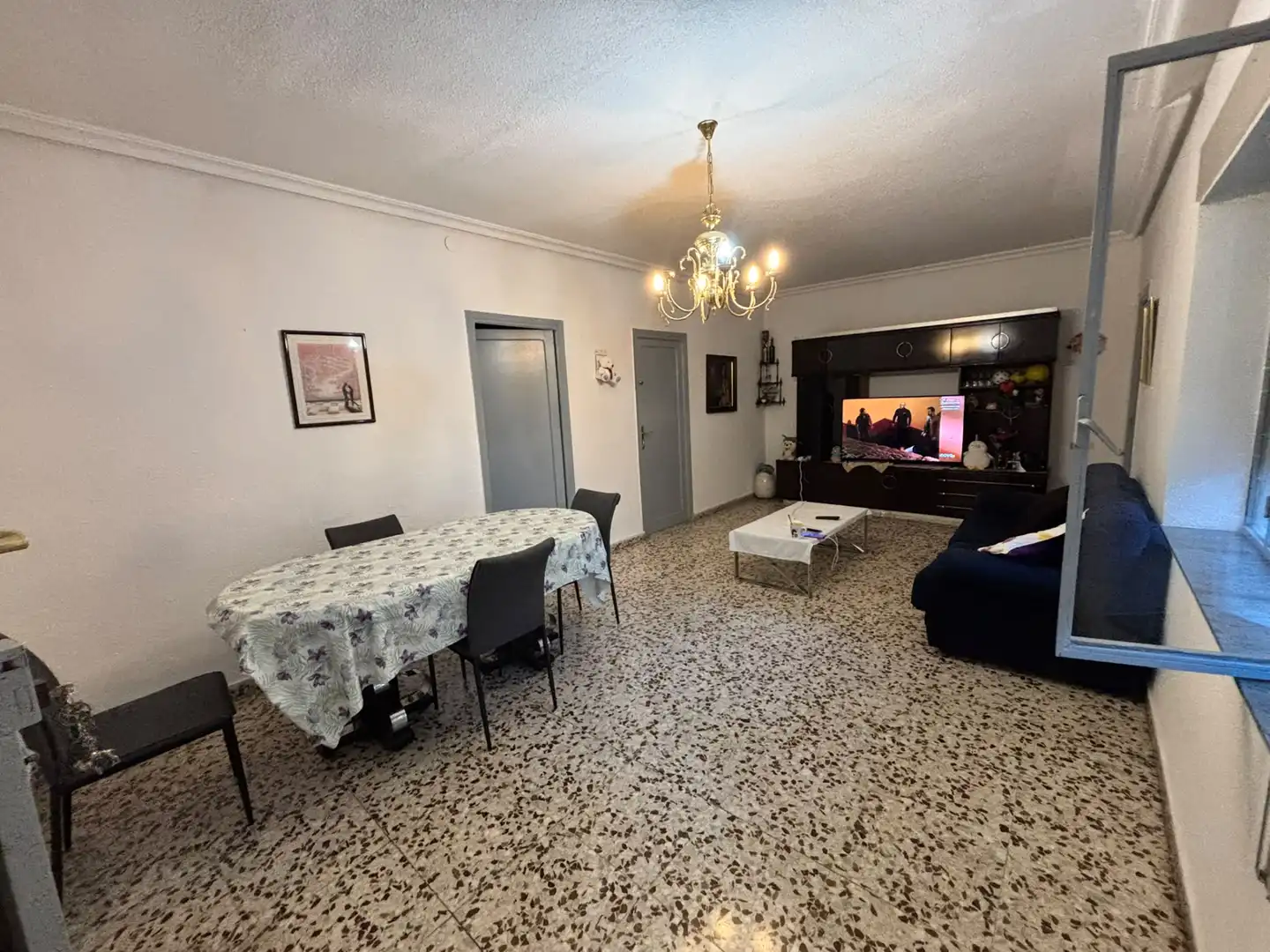 House with terrace for sale in Calle Gaudí, imagen 2