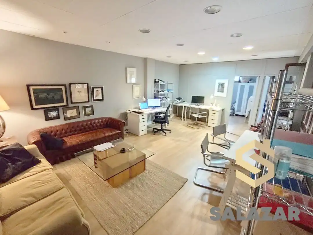 Büro zur Miete in José María de Escuza Kalea, imagen 2
