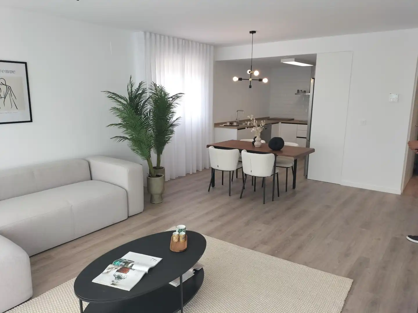 Sala de estar de Apartamento en venta en Santa Pola con Aire acondicionado, Calefacción y Jardín privado