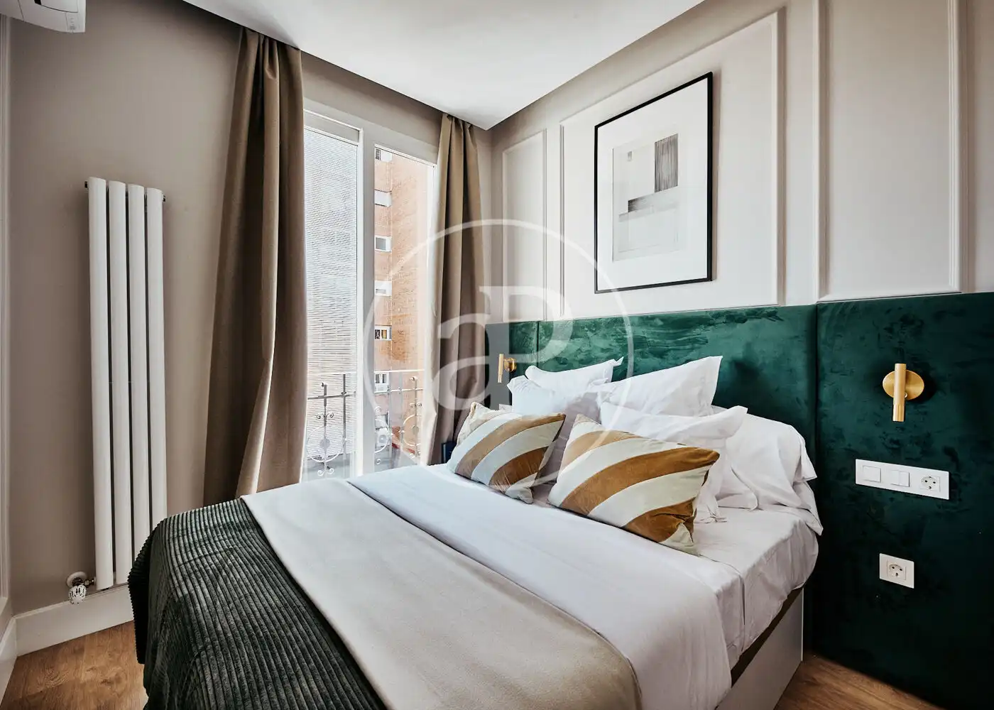 Bedroom of Flat for sale in Madrid  with Air Conditioner, Heating and Terrace