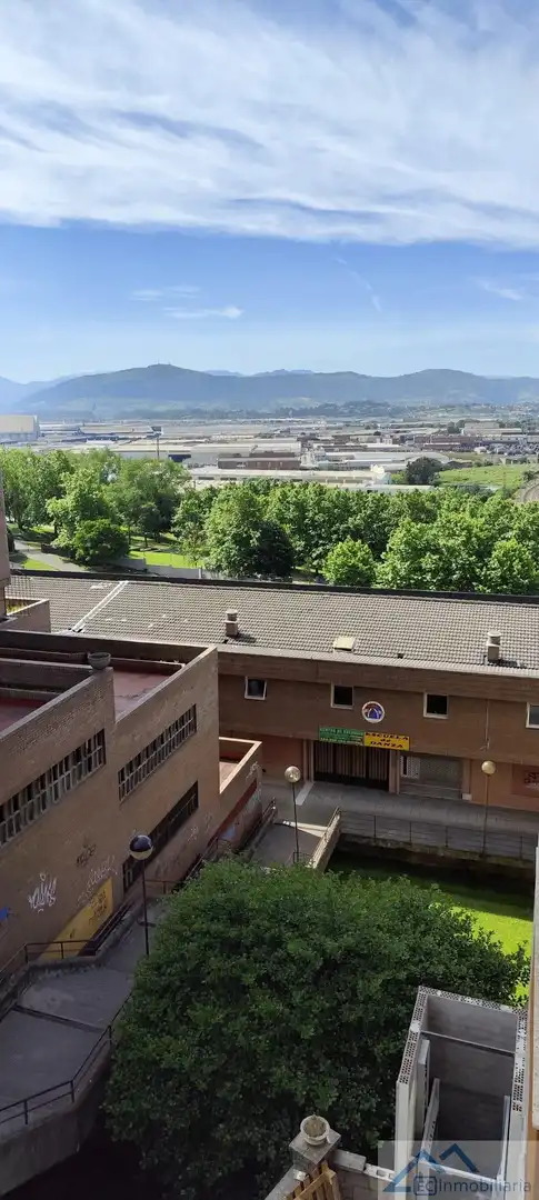 Vista exterior de Piso en venta en Santander con Calefacción, Parquet y Trastero