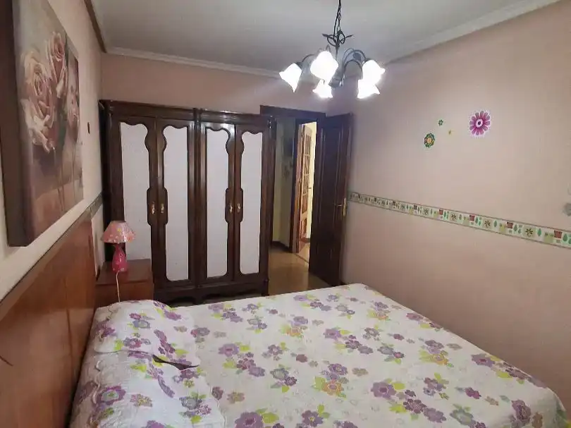 Habitación de Piso en venta en Ávila Capital con Balcón