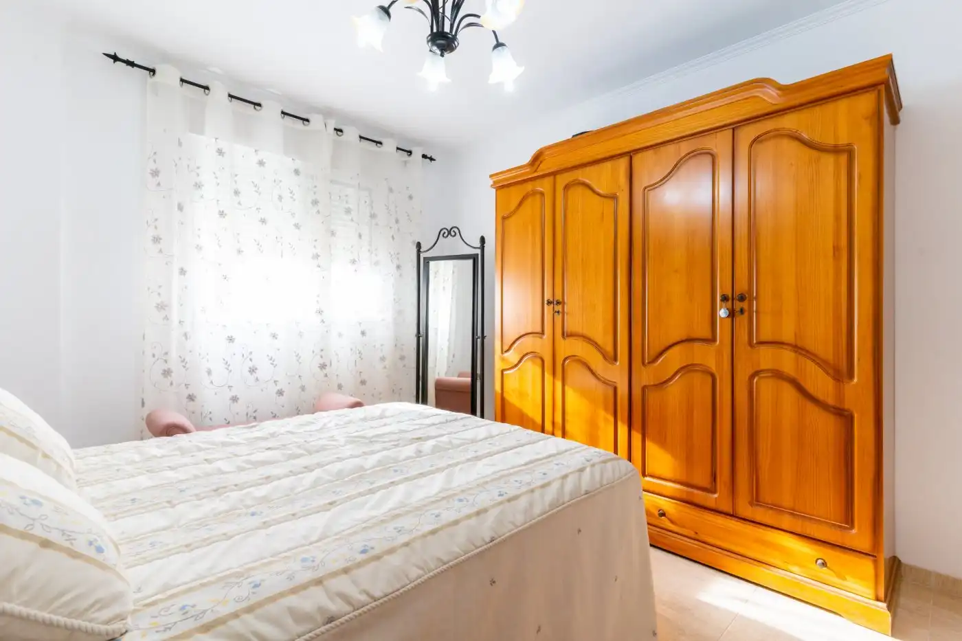 Flat for sale in Plaza de la Luz