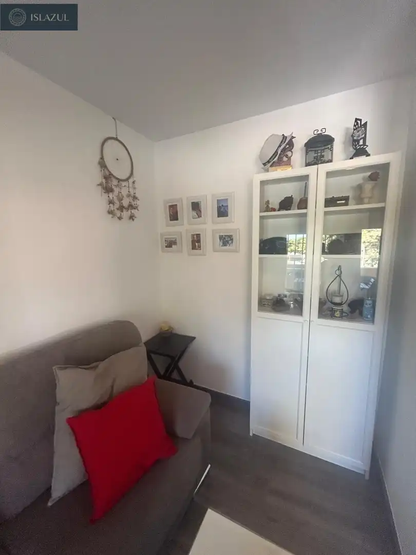 Sala d'estar de Apartament en venda en Isla Cristina amb Aire condicionat, Jardí privat i Terrassa