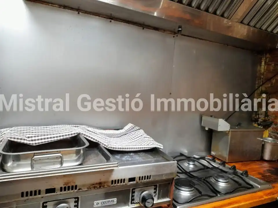 Kitchen of Commercial properties for sale in Barcelona