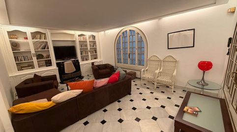 Esta preciosa y distinguida casa señorial, construida sobre una amplia parcela de 818 m y 350 m3 construidos, combina el encanto d, imatge 5