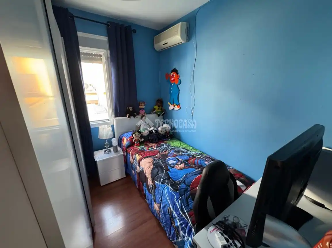 Habitación de Casa adosada en venta en Écija
