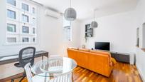 Living room of Flat for sale in  Madrid Capital  with Air Conditioner and Heating