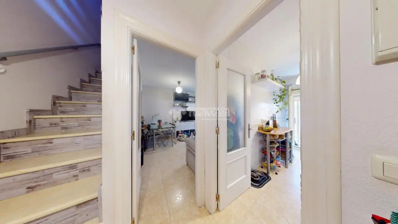 Wohnung zum Verkauf in Azuqueca de Henares mit Klimaanlage und Heizung