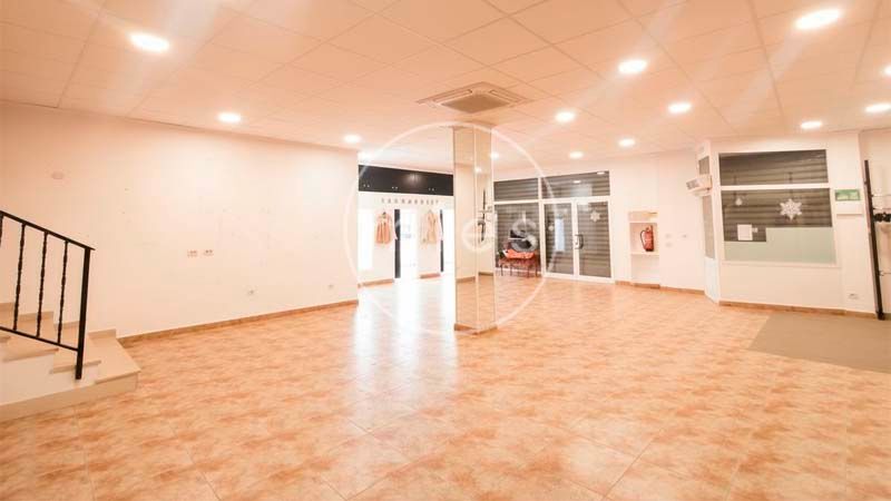 Premises for sale in Torrent