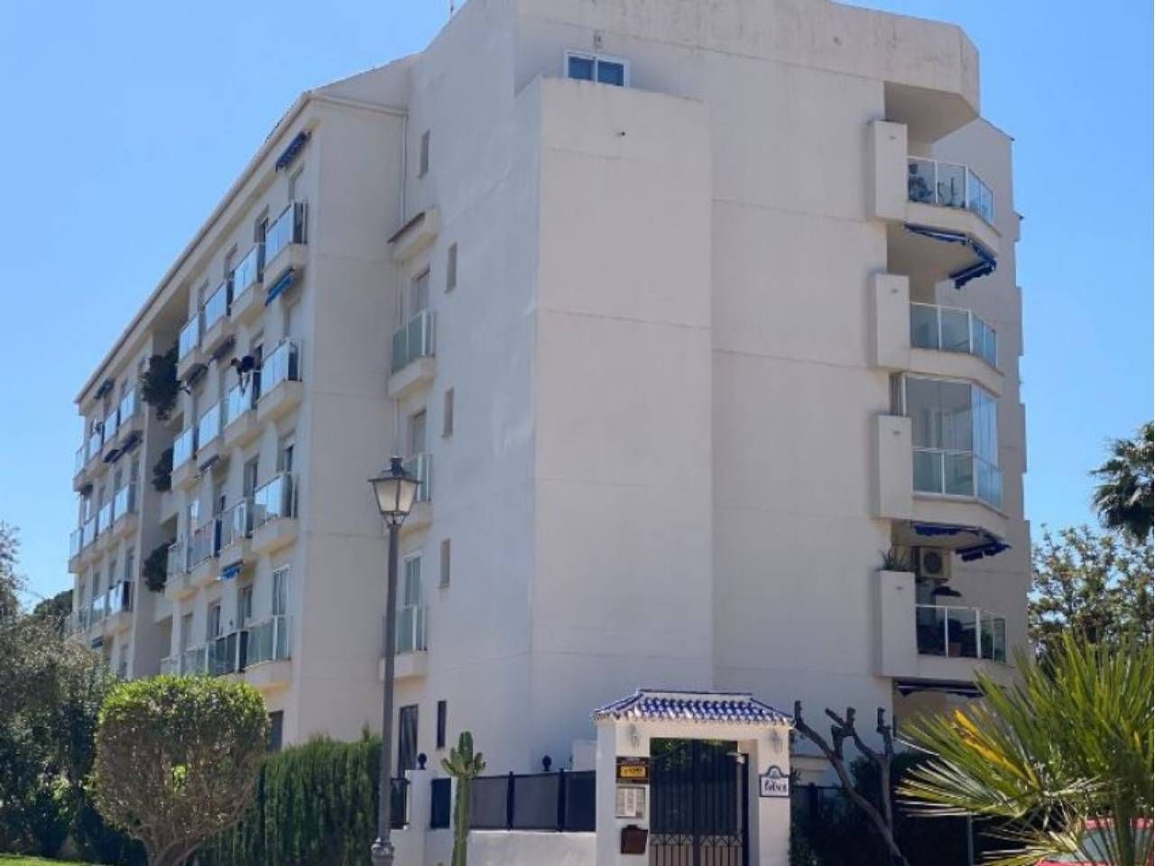 Vista exterior de Apartamento en venta en Marbella con Amueblado