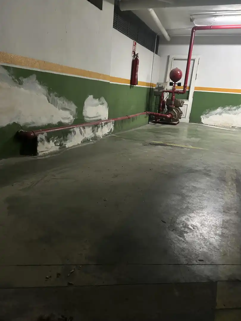 Garaje en venta en Sevilla