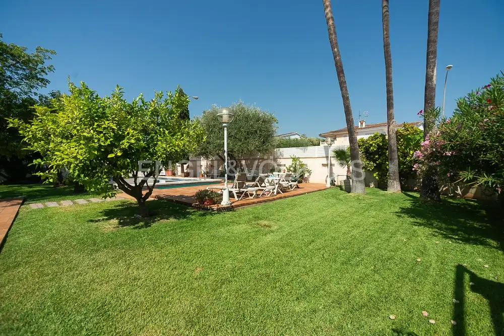 Jardí de Casa o xalet en venda en Benicasim / Benicàssim amb Calefacció, Jardí privat i Terrassa