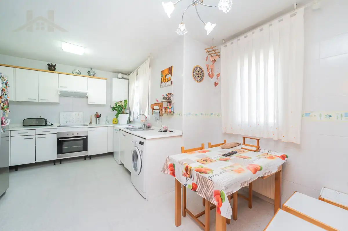 Kitchen of Houses for sale in Arroyomolinos (Madrid)  with Air Conditioner, Heating and Private garden