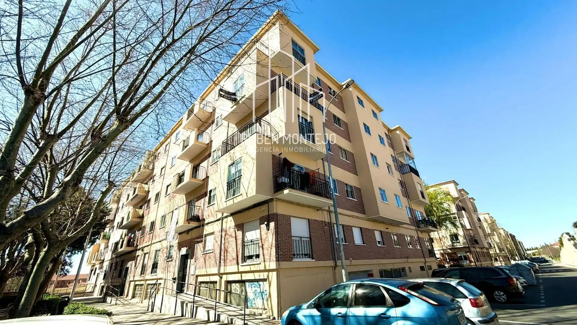 Exterior view of Flat for sale in Salamanca Capital  with Terrace and Balcony