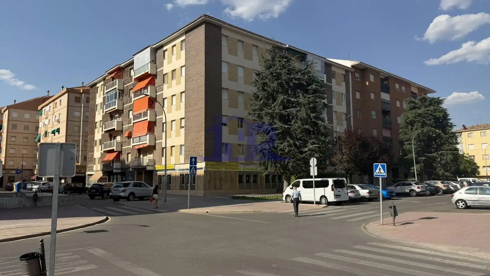 Vista exterior de Piso de alquiler en Cuenca con Calefacción y Terraza