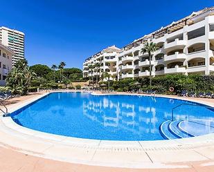 Vista exterior de Apartament en venda en Marbella amb Aire condicionat i Terrassa