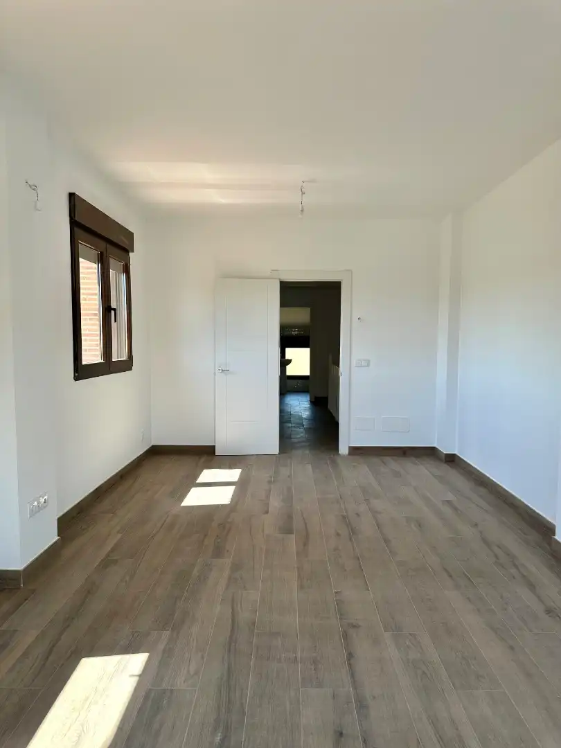 Dormitori de Casa adosada en venda en Traspinedo amb Calefacció i Terrassa
