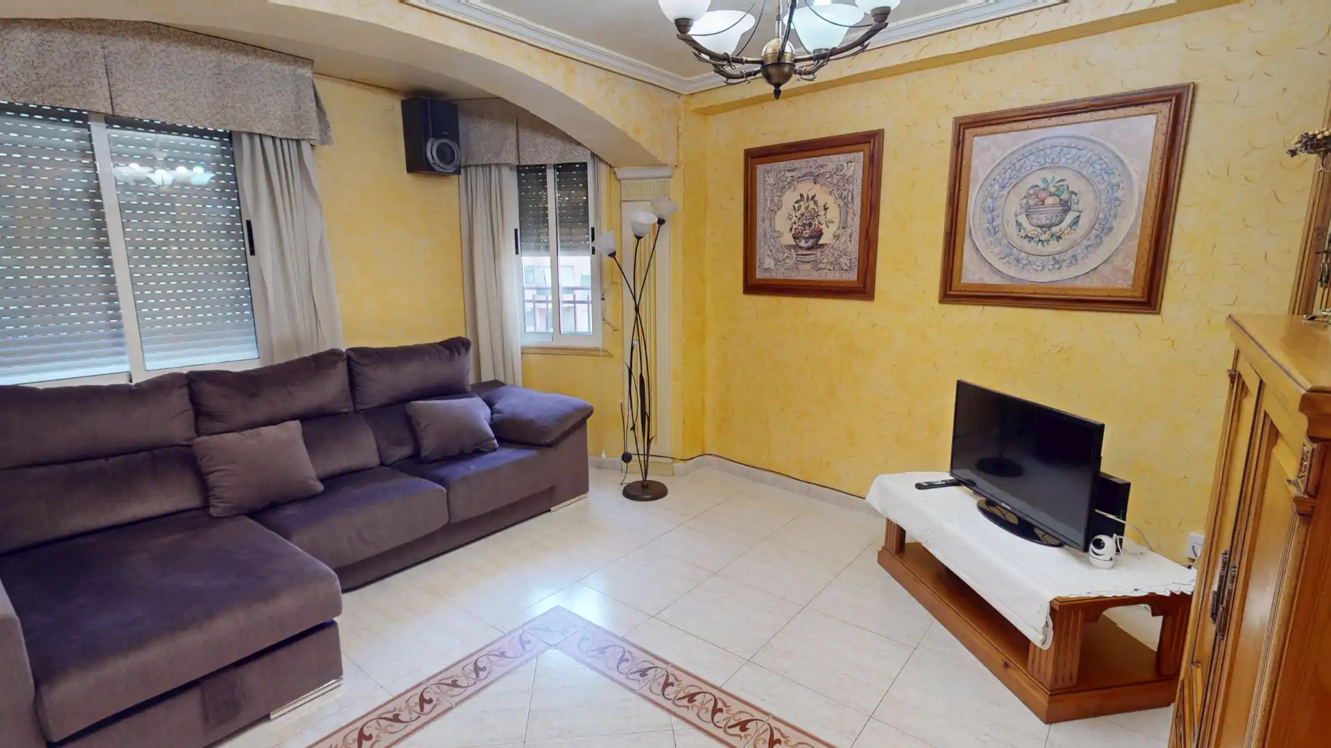 Sala d'estar de Pis en venda en Crevillent amb Moblat
