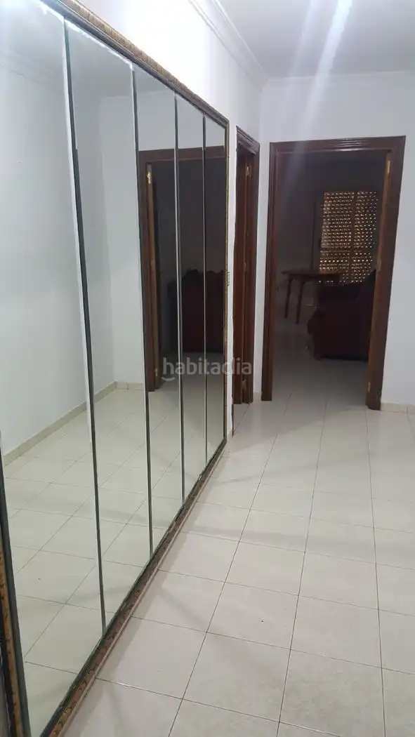 Piso con ascensor en venta en Calle los Naranjos 6, imagen 5