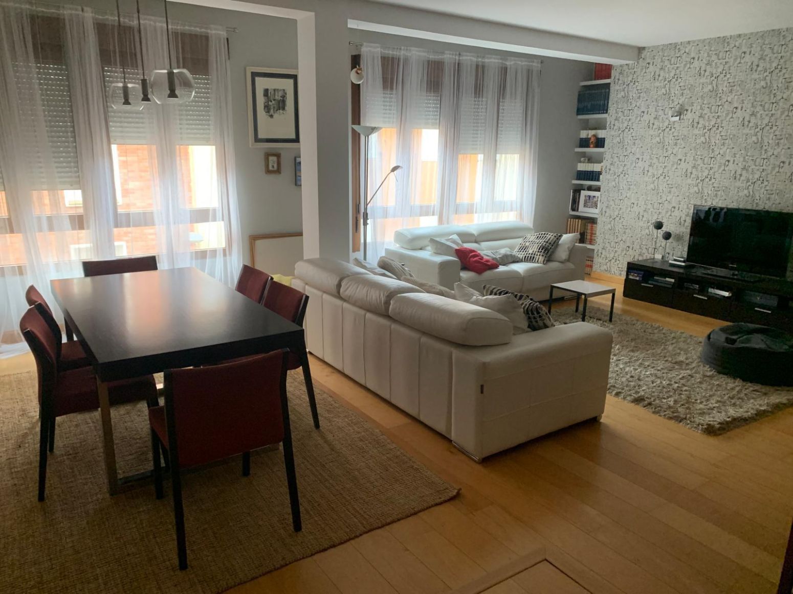 Living room of Flat to rent in Torrelavega   with Heating and Parquet flooring