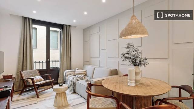 Piso en Alquiler en Sant Pere, Sta. Caterina i la Ribera