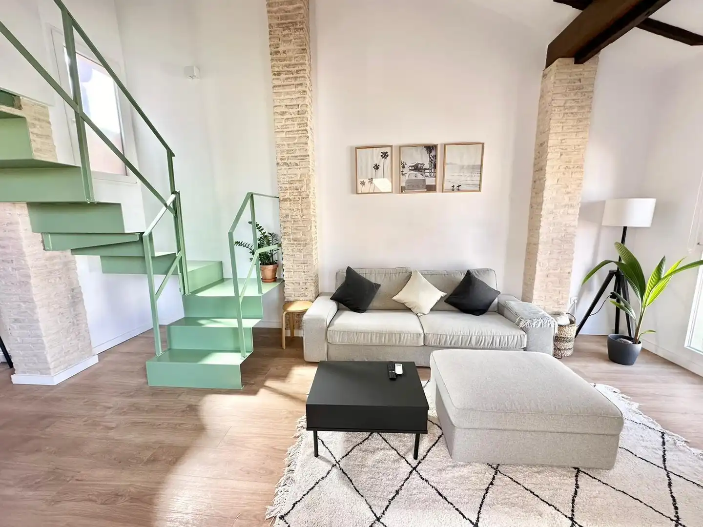 Wohnzimmer von Dachboden zur Miete in Valencia mit Klimaanlage, Heizung und Parkett